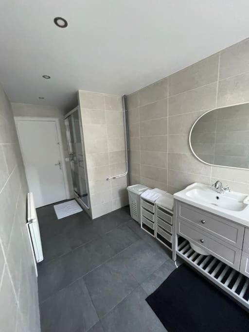 Appartement Coeur De Blois /Heart Of The City ภายนอก รูปภาพ
