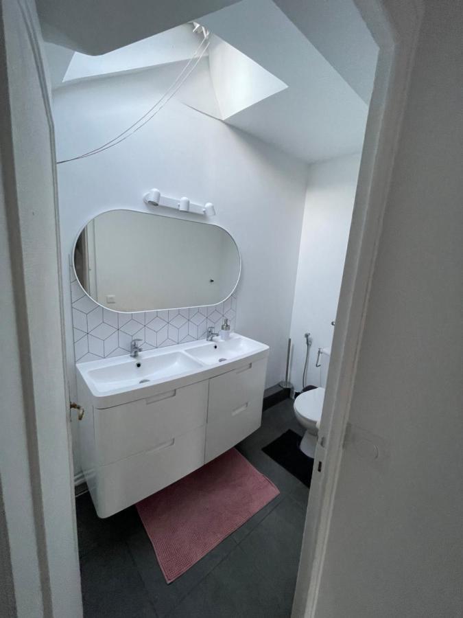 Appartement Coeur De Blois /Heart Of The City ภายนอก รูปภาพ