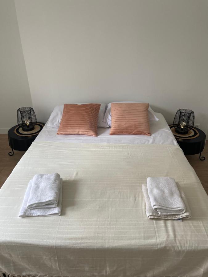 Appartement Coeur De Blois /Heart Of The City ภายนอก รูปภาพ